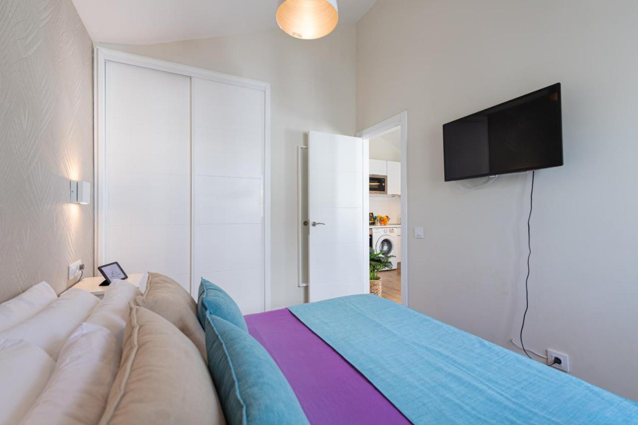 Homeforguest Modern And New Beachfront Apartment La Oliva Exterior photo